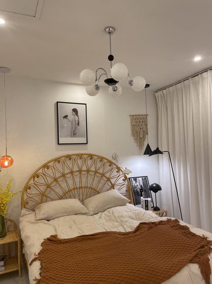 Yisu Modern Chandelier with Adjustable Height and Energy-Efficient LED