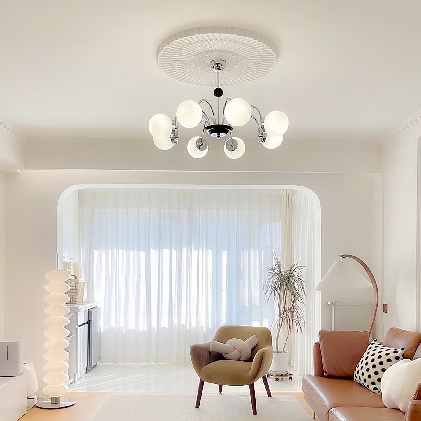 Yisu Modern Chandelier with Adjustable Height and Energy-Efficient LED