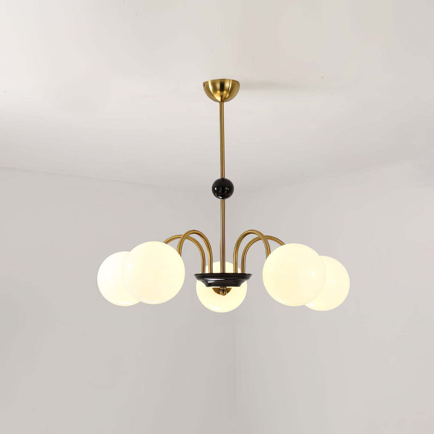 Yisu Modern Chandelier with Adjustable Height and Energy-Efficient LED