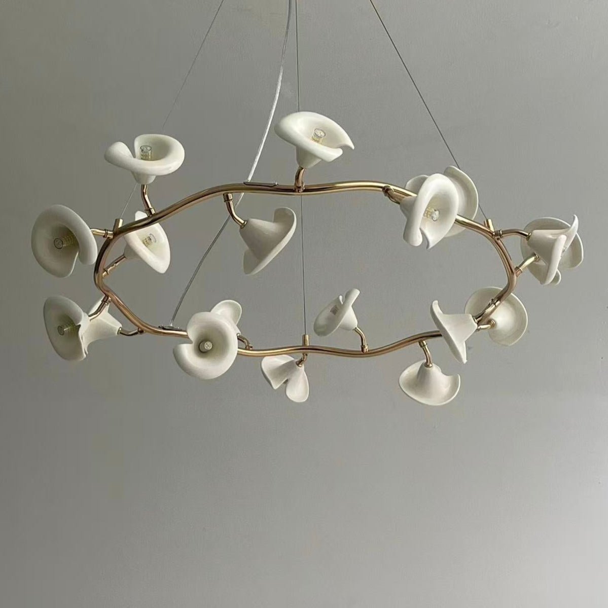 Cerisium Blossom Chandelier - Elegant Design with Adjustable Height &
