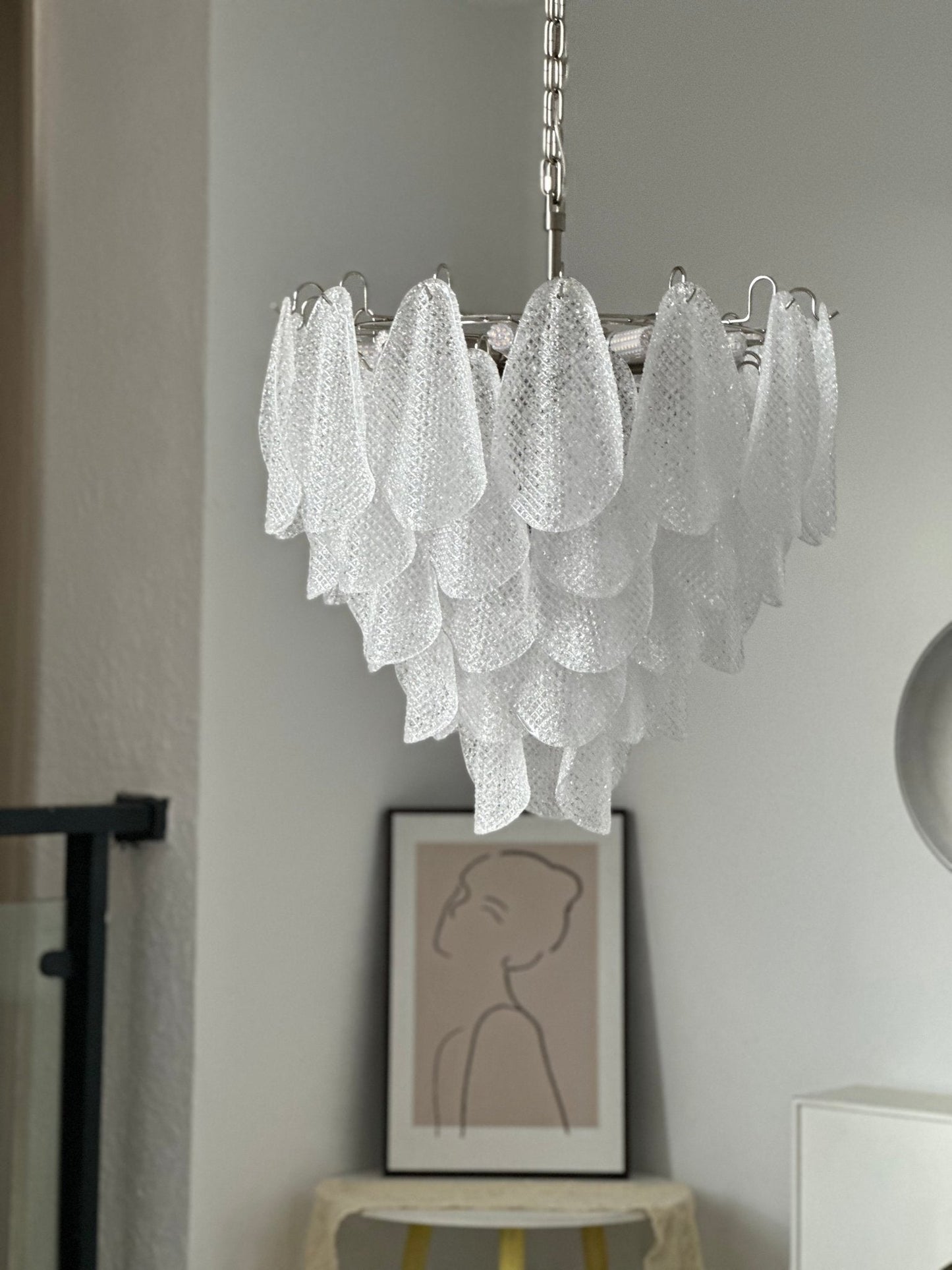 Elegant Glass Teardrop Chandelier with Adjustable Height & LED Compati